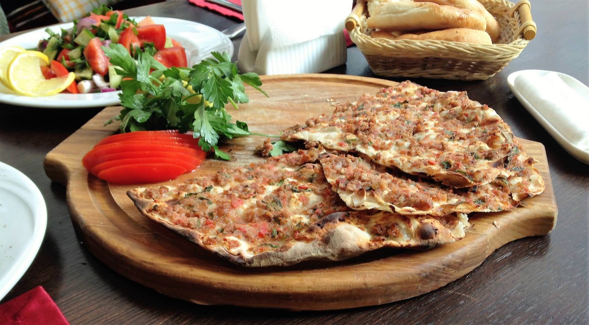 Месопотамия ул арбат 4 стр 1. Кафе месопотамия на арбате. Месопотамия ресторан на арбате. Месопотамия ресторан на арбате. Сайт ресторана месопотамия меню.