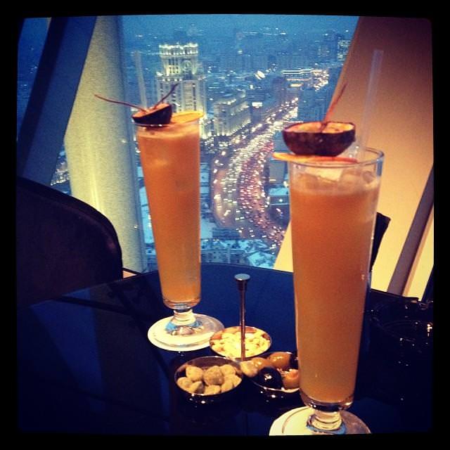 City space bar restaurant москва меню. Красные холмы ресторан. City space ресторан. Рестораны москва сити с панорамным видом. Ресторан city space москва.