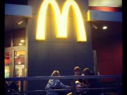 Макдоналдс, сеть ресторанов быстрого обслуживания