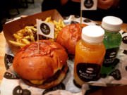 Black Star Burger, ресторан быстрого питания