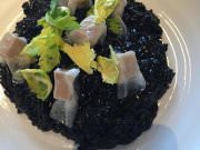 Selfie, ресторан