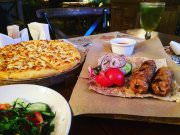 Джон Джоли, ресторан